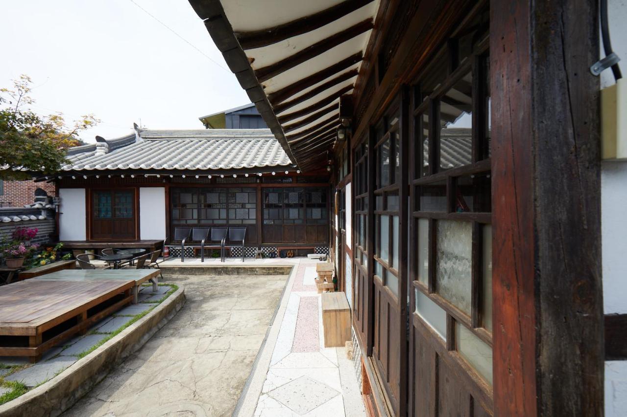 Bonghwangjae Hanok Guesthouse Gongju Exterior photo